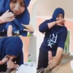 Desi ladki ne apne BF ka lund gale tak le dala - Deep throat